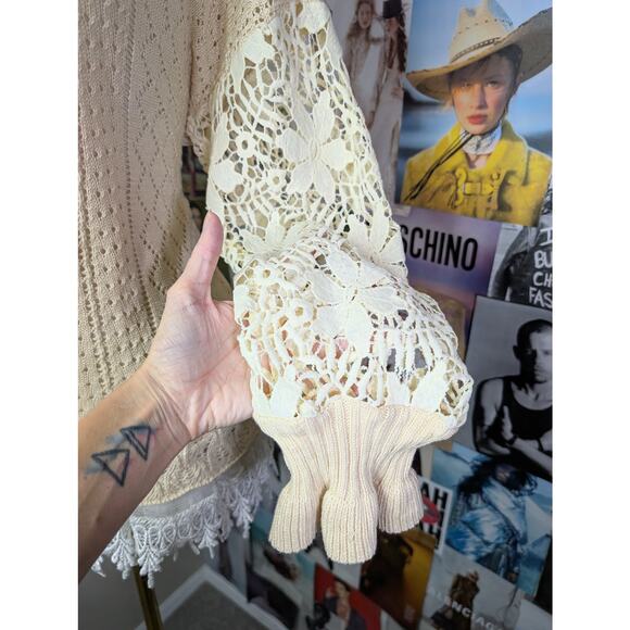 Crochet Floral Sweater - Picture 2 of 4